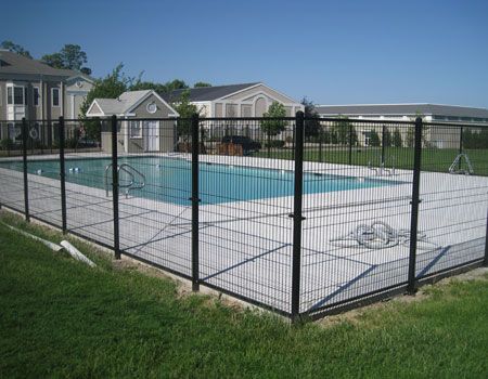 Pool chain link fencing